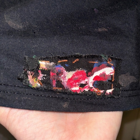 NEW!- Super rare permanent hang tag hence off white styled KISS DESTROYED T RARE - Picture 3 of 13